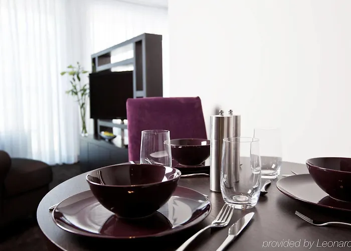 グッドマンズ リビング アパート *