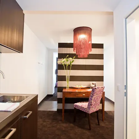 Goodman's Living * Berlín